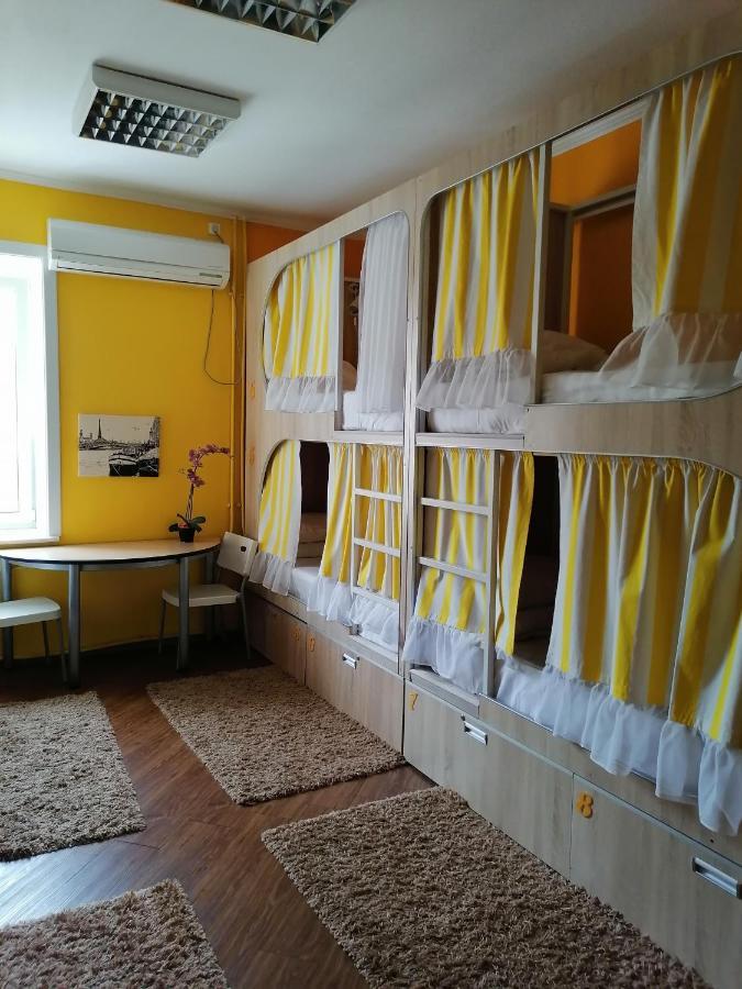 Hostel Kayut - Compania Кабаровск Екстериор снимка