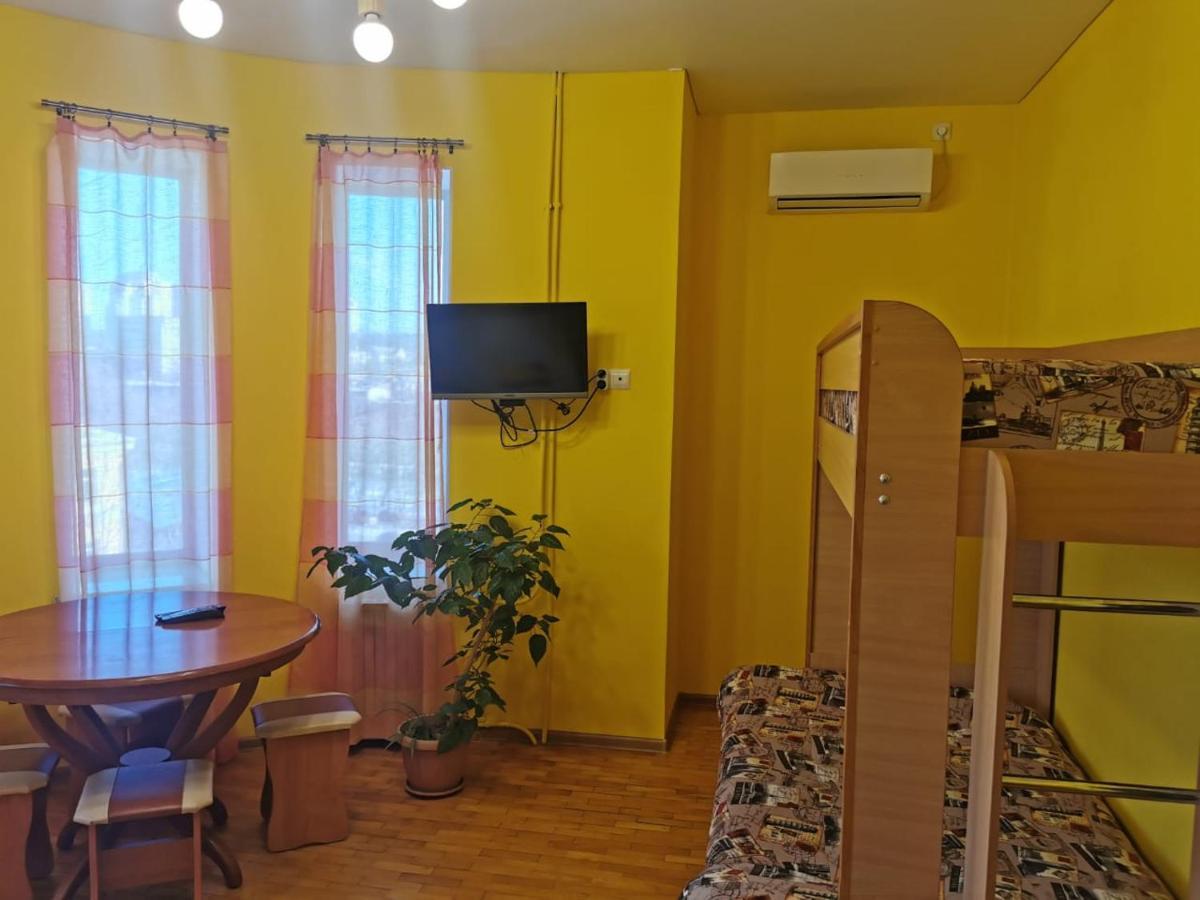 Hostel Kayut - Compania Кабаровск Екстериор снимка