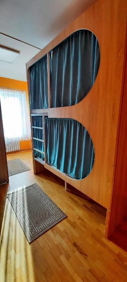 Hostel Kayut - Compania Кабаровск Екстериор снимка