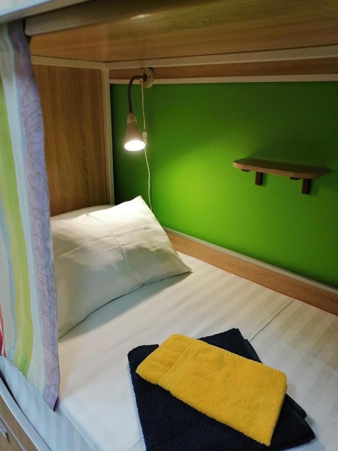 Hostel Kayut - Compania Кабаровск Екстериор снимка